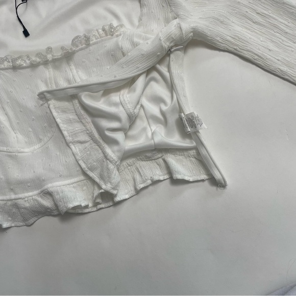 NASTY GAL white peasant style crop top - Picture 3 of 6